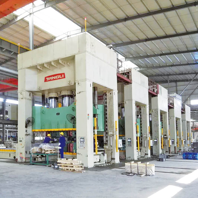 YLZ34C Series Frame Hydraulic Press With Sidewise Moving Bolster